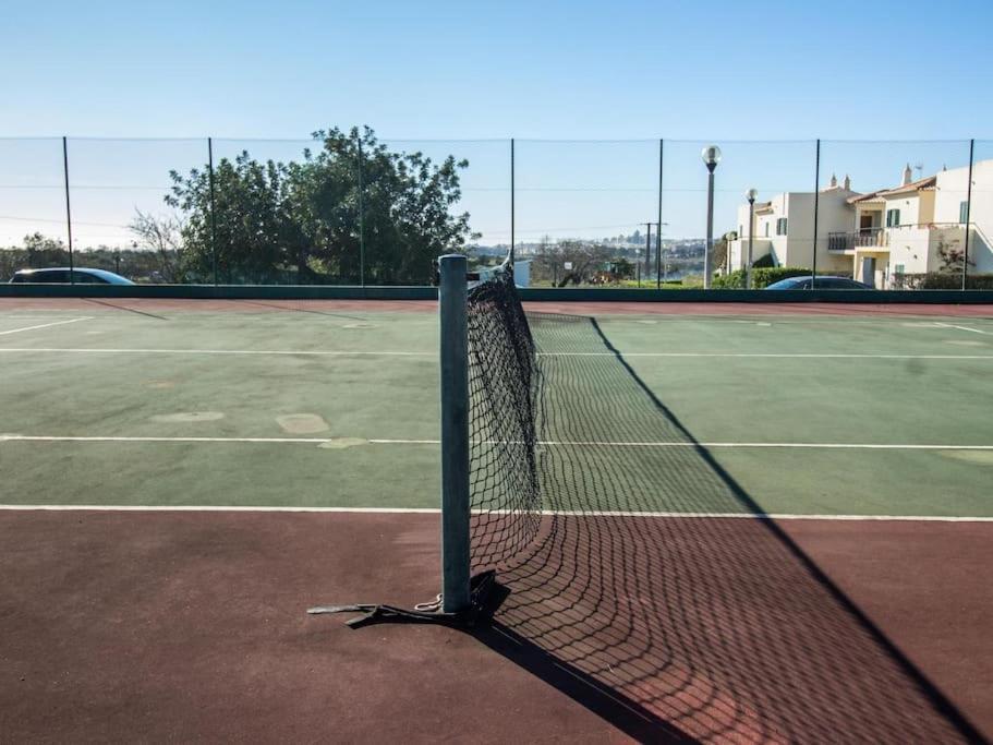 Lake Apartment - Pool And Sea View & Tennis Court & Bbq Pera Bagian luar foto